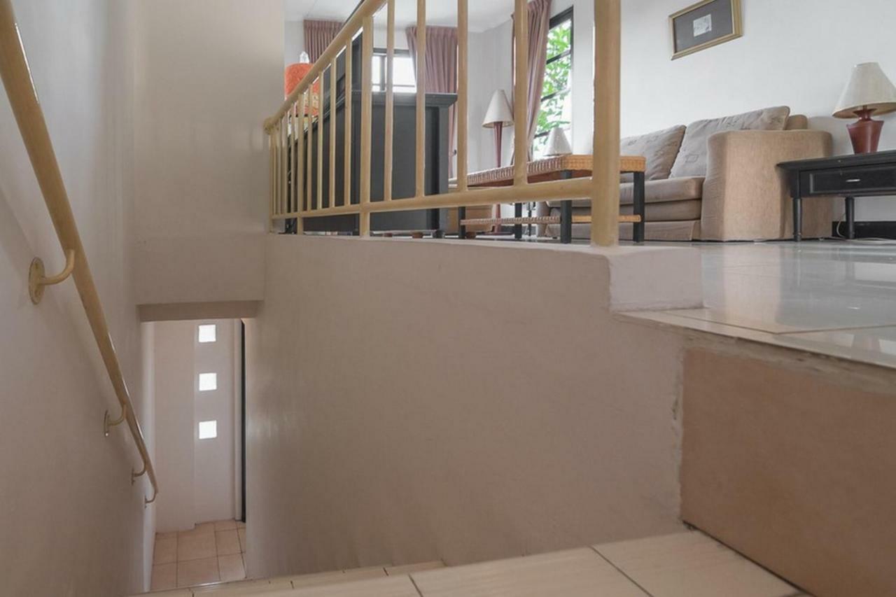 Hotel Reddoorz Plus Near Upi Setiabudi Bandung