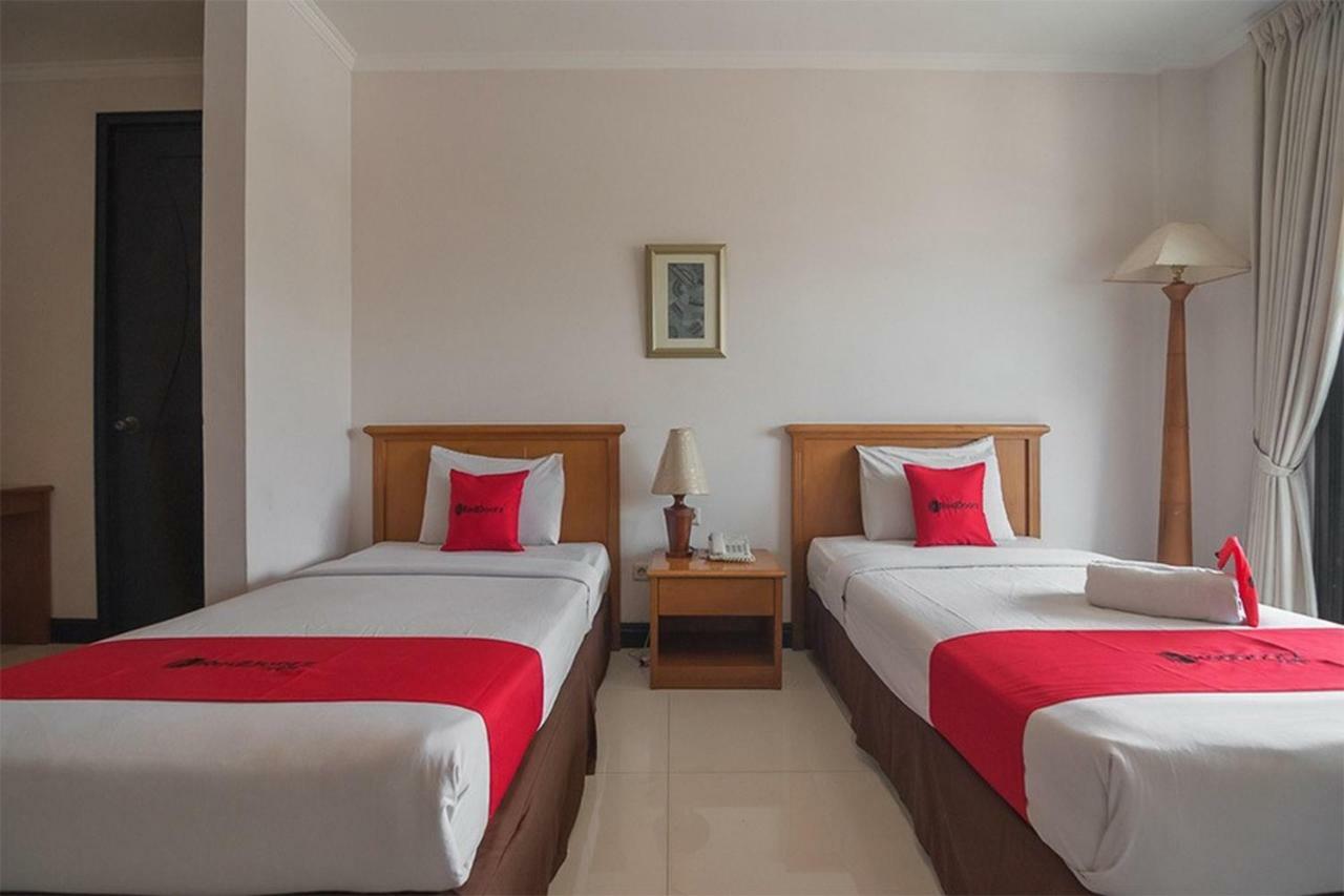 Hotel Reddoorz Plus Near Upi Setiabudi 3*