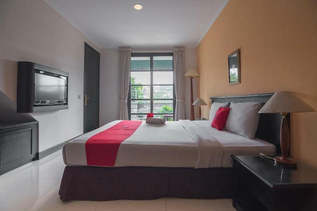 Hotel Reddoorz Plus Near Upi Setiabudi Bandung