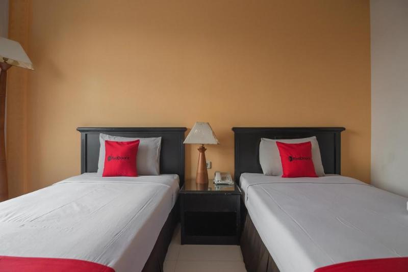 Reddoorz Plus Near Upi Setiabudi Hotel Bandung