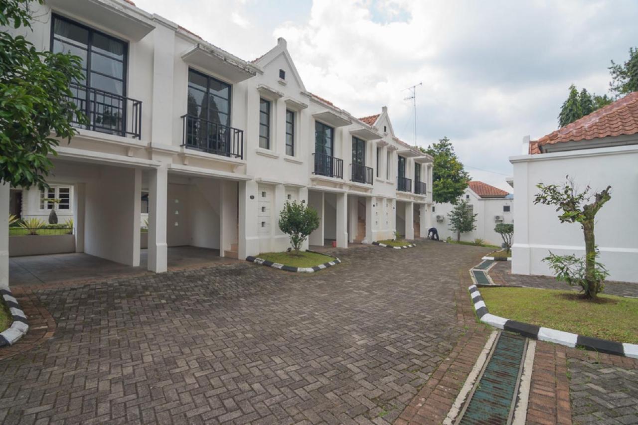Hotel Reddoorz Plus Near Upi Setiabudi 3*